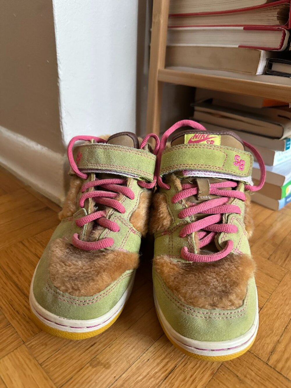 Nike SB Dunk Mid Mama Bear Women's Sz 6.5 Authentic Rare Clean